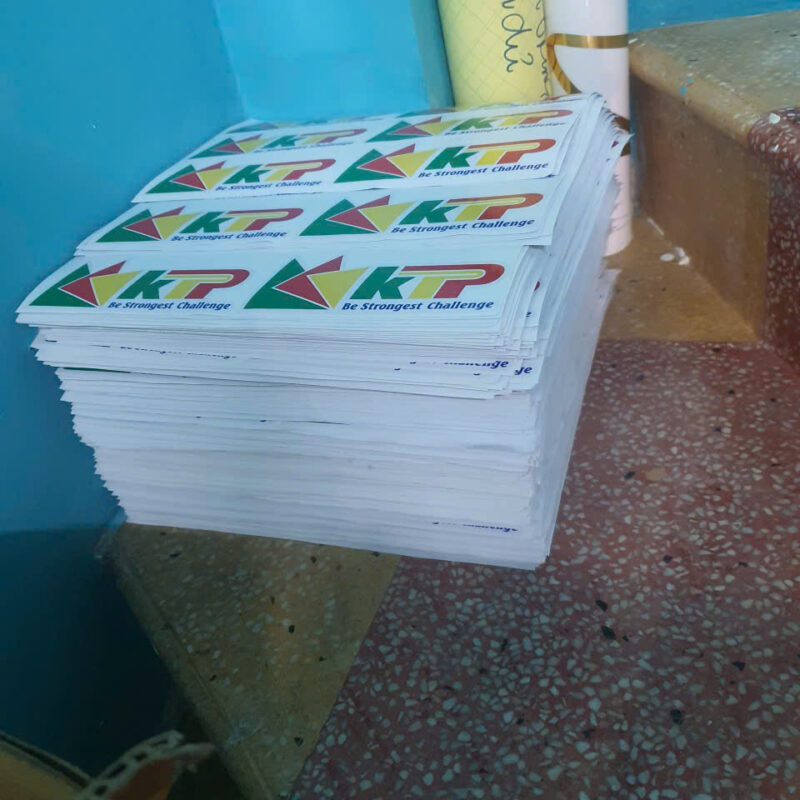 in tem nhãn mẫu 8