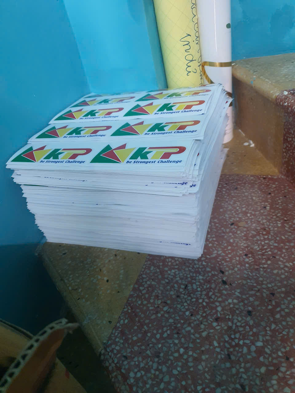 in tem nhãn mẫu 8