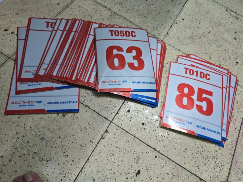 in decal phản quang tem trụ điện mẫu 4