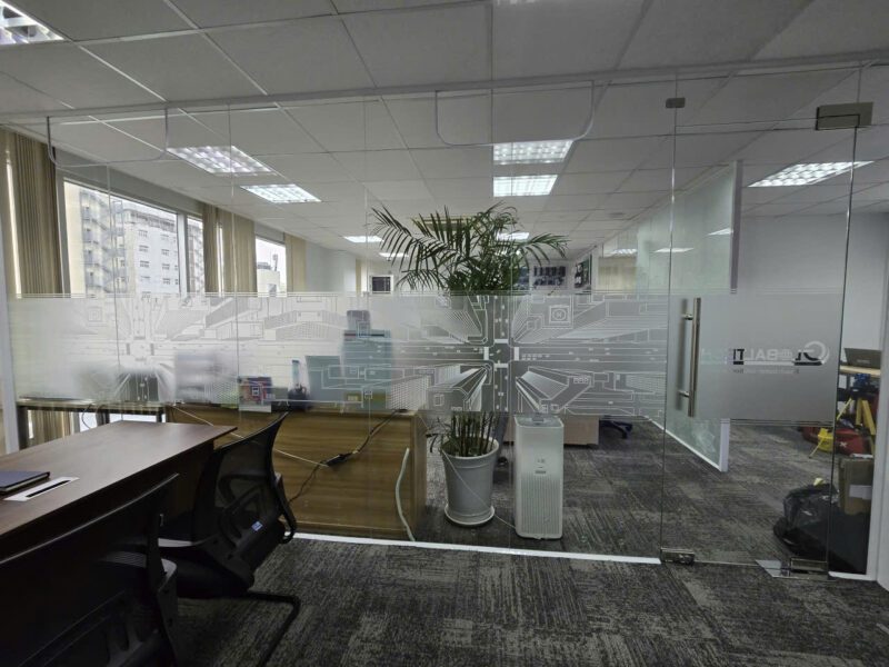 dán decal kính mờ mẫu 41