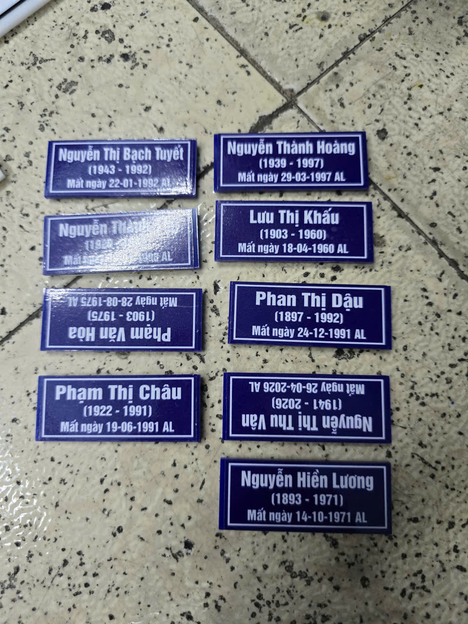 thẻ mica